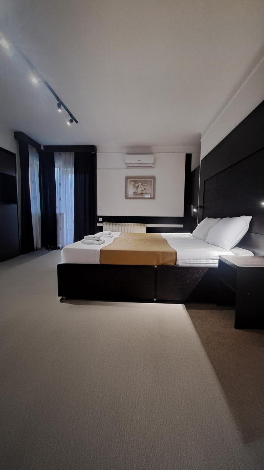 Citadela Suites - Free Parking Сараево Экстерьер фото
